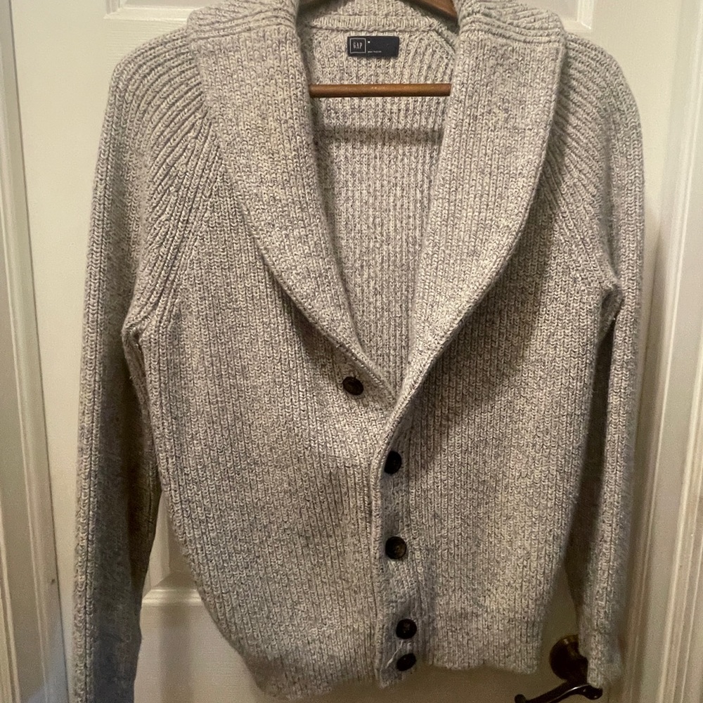 Gap rib shawl 100% cotton cardigan. Size M warm and comfy.